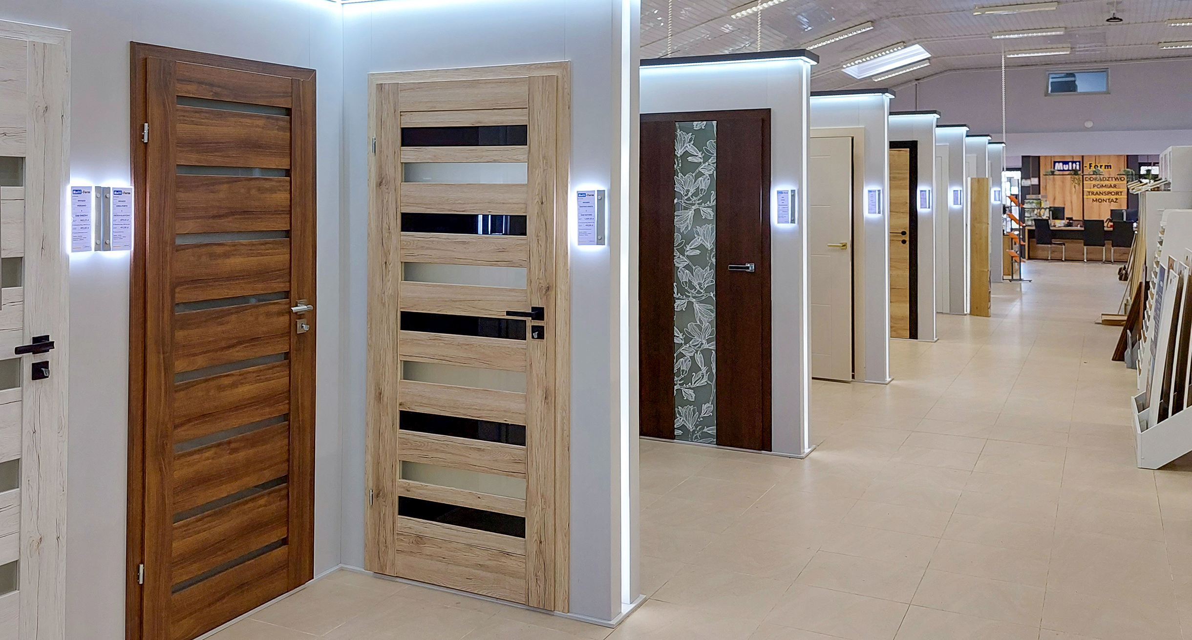 Salon z drzwiami marki Multi-Form w Przemyślu.